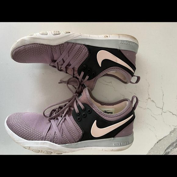 Nike Free TR 7 Bionic Sneaker - Picture 4 of 6